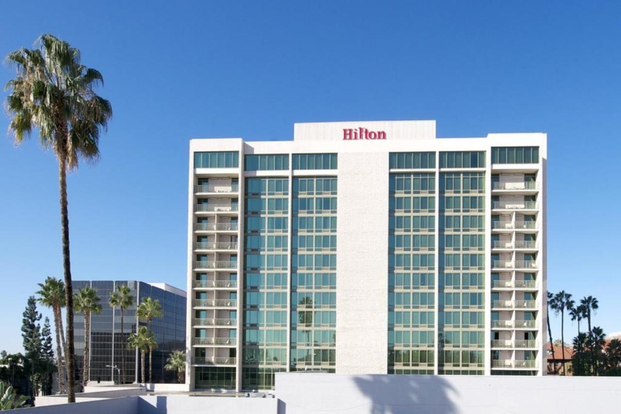 Hilton Pasadena Hotel Exterior photo